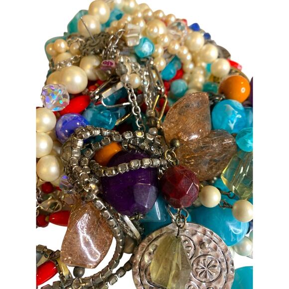 Lot I of Broken Scrap Assorted Jewelry Pieces Crafting Art 13.1 ounces - Picture 8 of 10